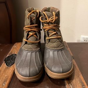 Womens sperry boots